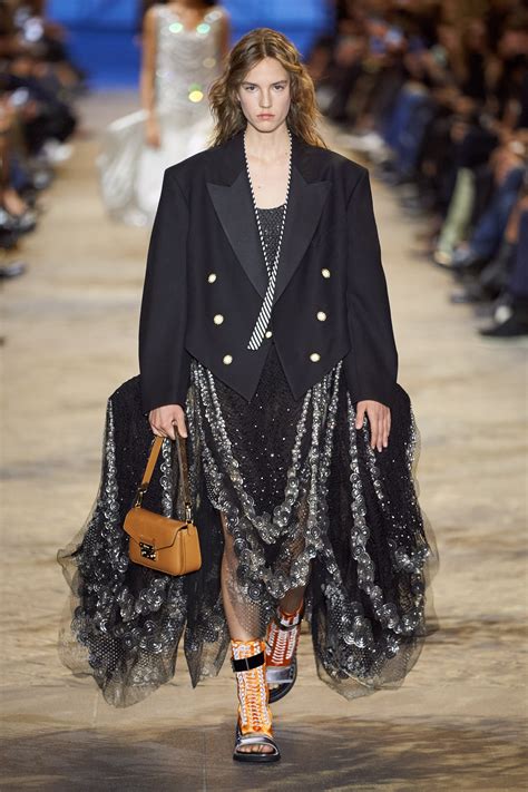 louis vuitton spring/summer 2022|Louis Vuitton spring 2022.